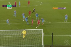 水晶宫逆转英超对决，萨尔制胜球彰显团队凝聚力